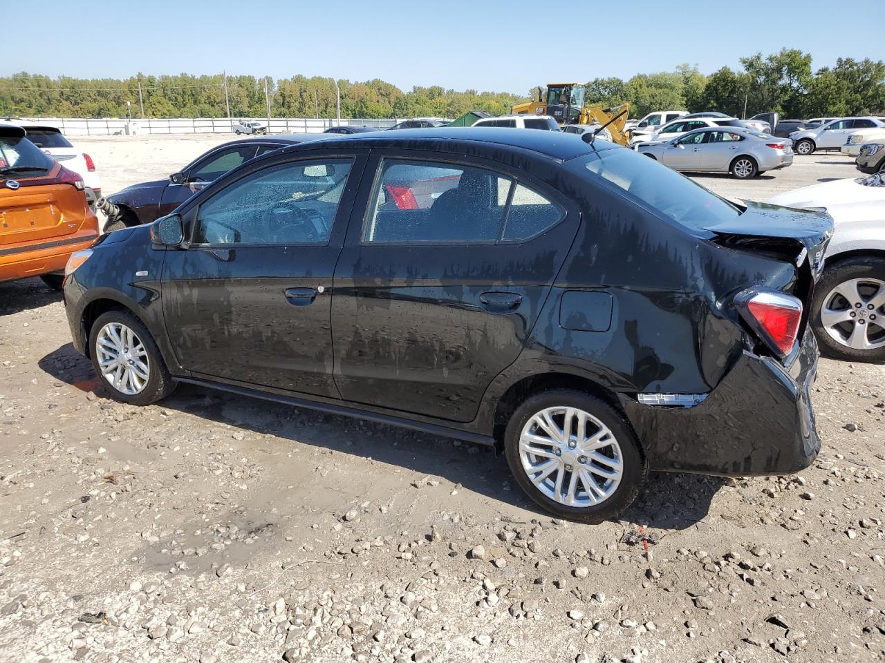 Автомобиль MITSUBISHI MIRAGE G4 ES 2022 | GrandCar Автомобиль MITSUBISHI MIRAGE G4 ES 2022 | GrandCar