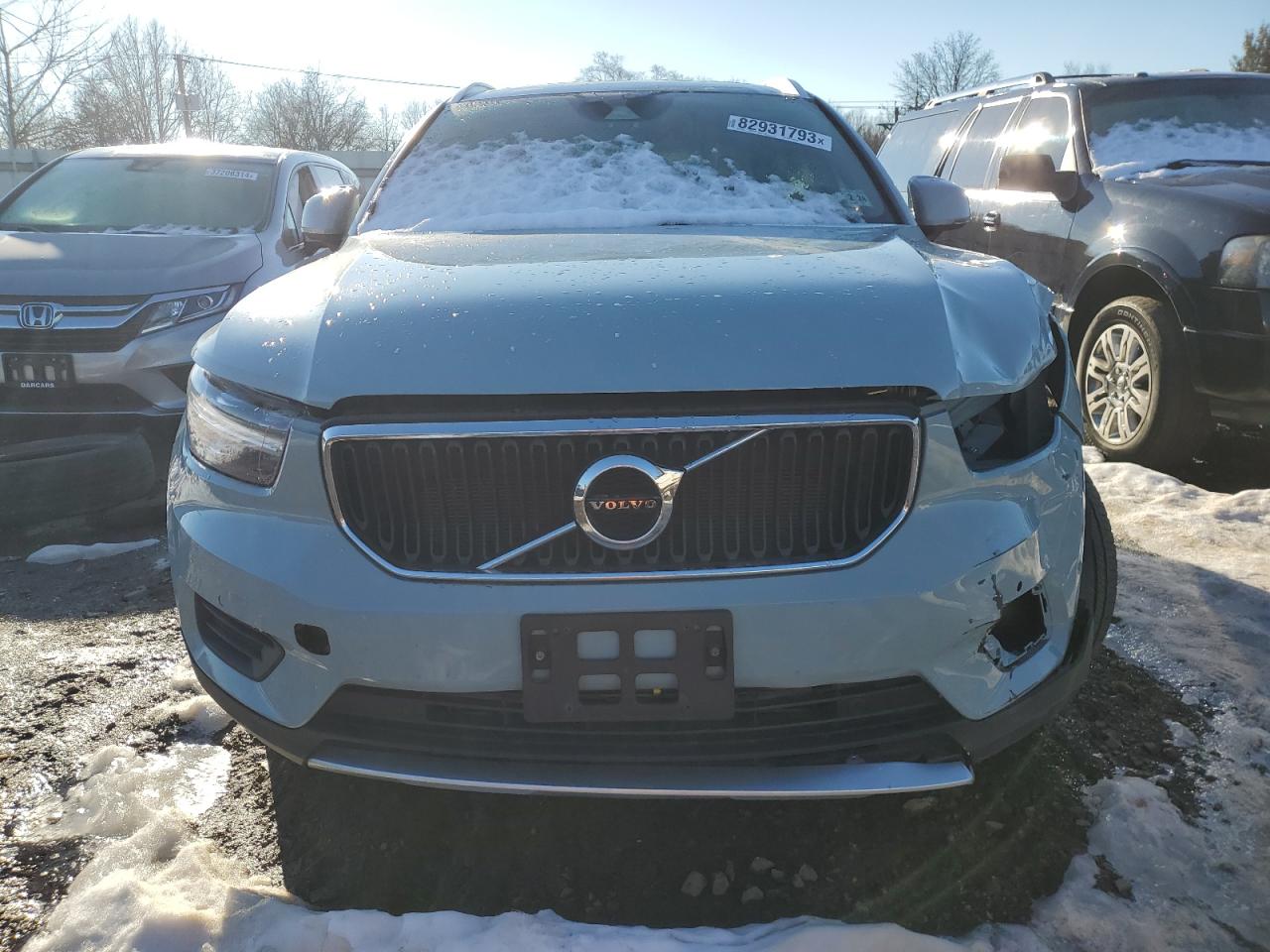 Автомобіль VOLVO XC40 T5 MOMENTUM 2019 | GrandCar Автомобіль VOLVO XC40 T5 MOMENTUM 2019 | GrandCar