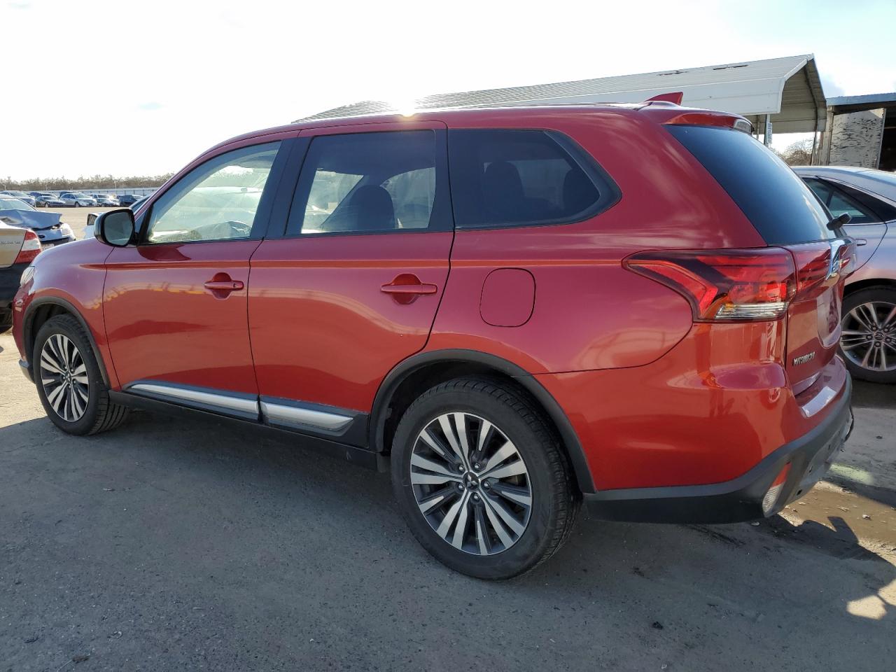 Автомобіль MITSUBISHI OUTLANDER ES 2019 | GrandCar Автомобіль MITSUBISHI OUTLANDER ES 2019 | GrandCar
