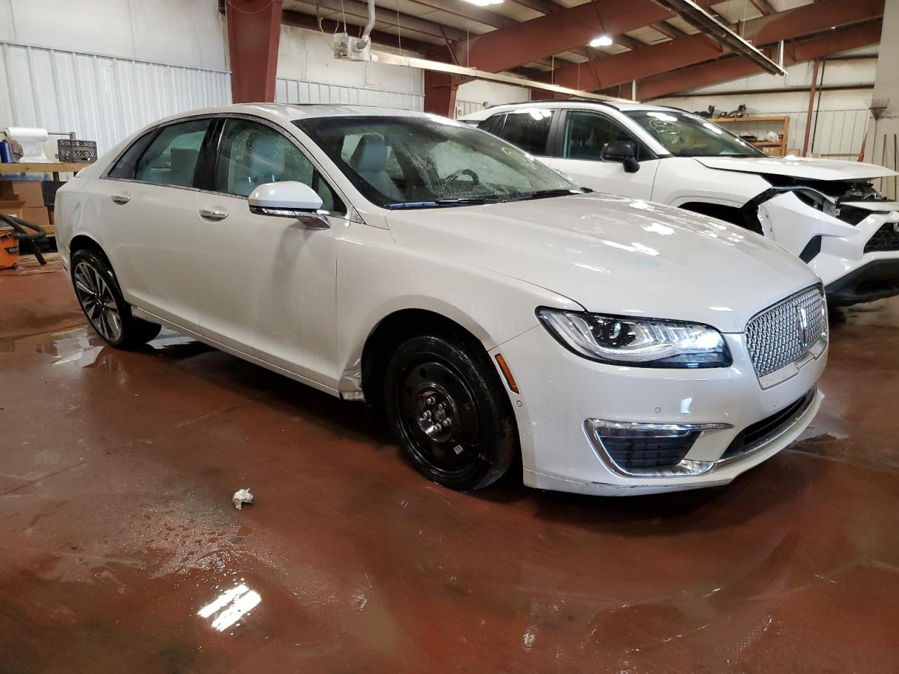 Автомобіль LINCOLN MKZ RESERVE 2020 | GrandCar Автомобіль LINCOLN MKZ RESERVE 2020 | GrandCar