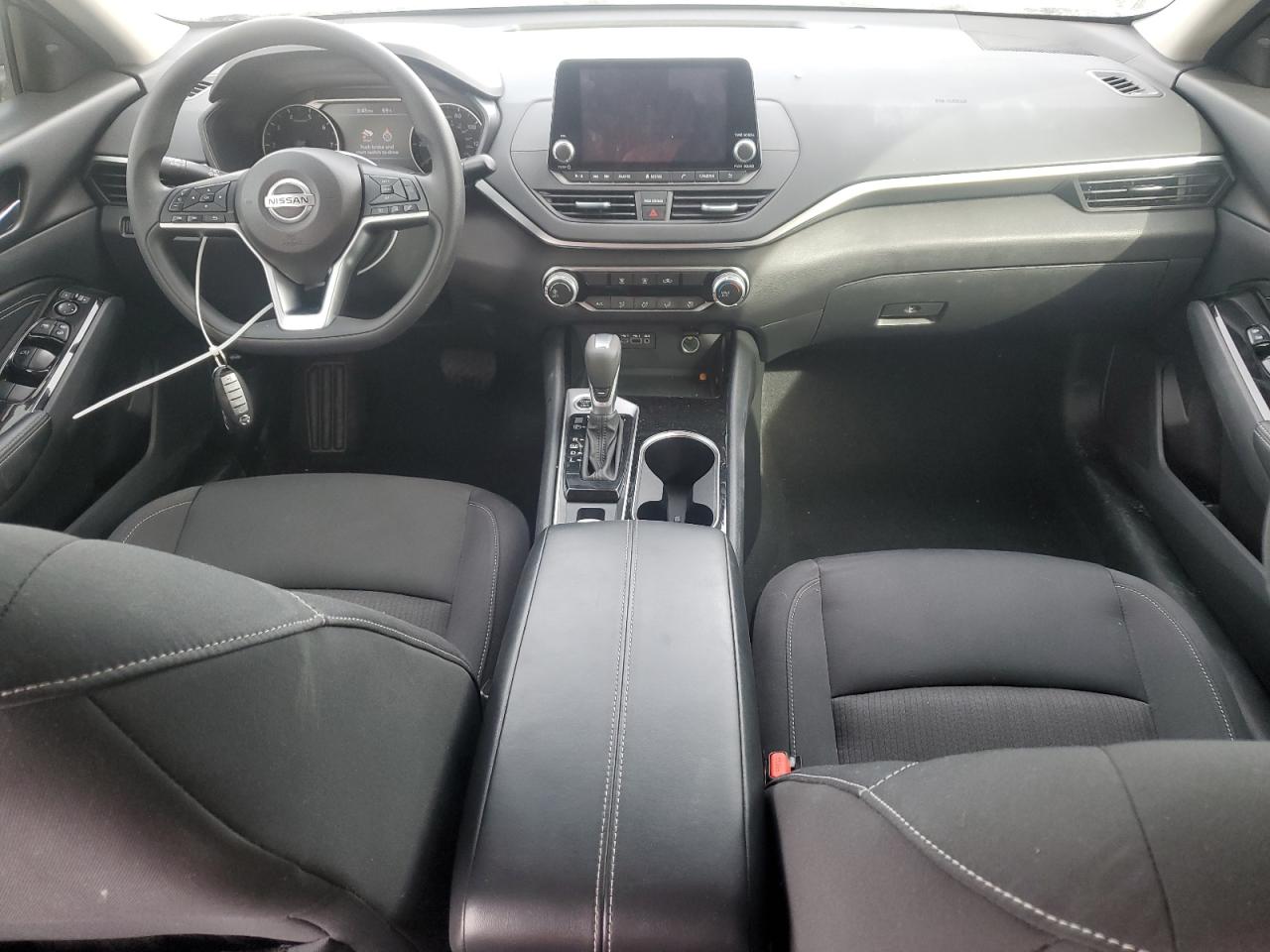 Автомобіль NISSAN ALTIMA SV 2021 | GrandCar Автомобіль NISSAN ALTIMA SV 2021 | GrandCar