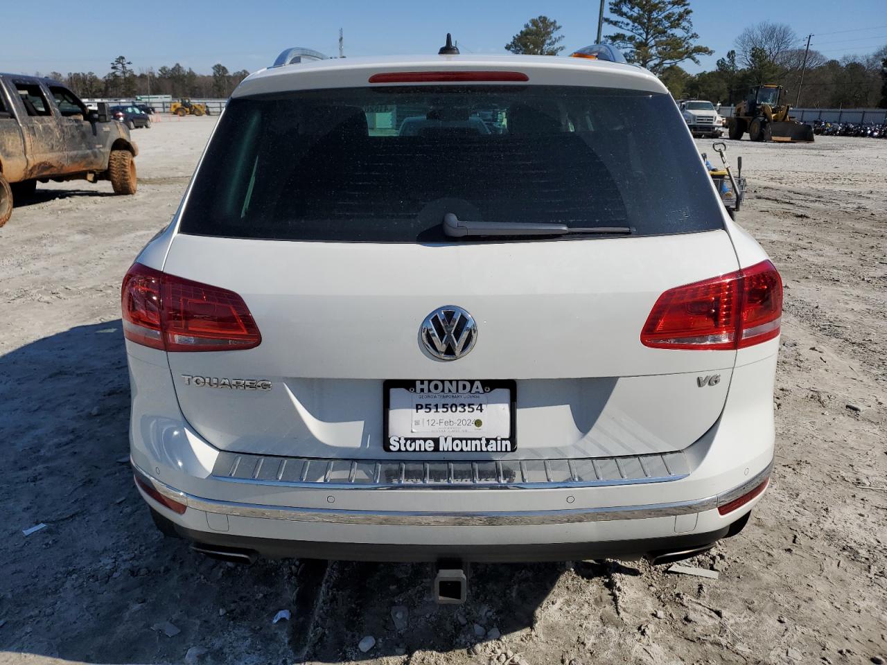 Автомобиль VOLKSWAGEN TOUAREG V6 2015 | GrandCar Автомобиль VOLKSWAGEN TOUAREG V6 2015 | GrandCar