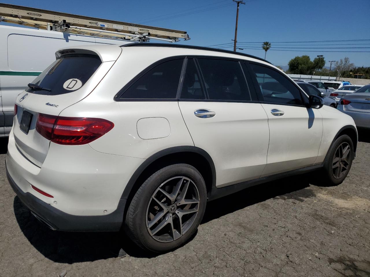 Автомобіль MERCEDES-BENZ GLC 300 4MATIC 2017 | GrandCar Автомобіль MERCEDES-BENZ GLC 300 4MATIC 2017 | GrandCar