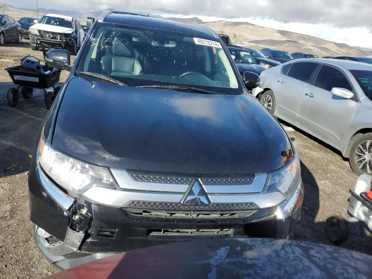 Автомобиль MITSUBISHI OUTLANDER SE 2019 | GrandCar Автомобиль MITSUBISHI OUTLANDER SE 2019 | GrandCar