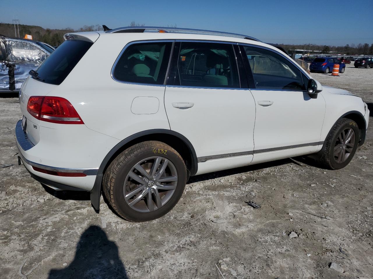 Автомобиль VOLKSWAGEN TOUAREG V6 2015 | GrandCar Автомобиль VOLKSWAGEN TOUAREG V6 2015 | GrandCar