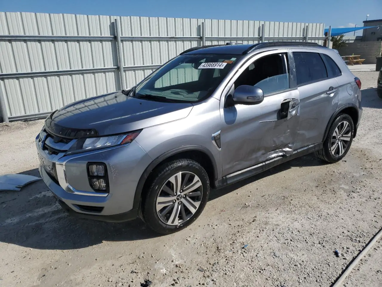 Автомобіль MITSUBISHI OUTLANDER SPORT SE 2020 | GrandCar Автомобіль MITSUBISHI OUTLANDER SPORT SE 2020 | GrandCar