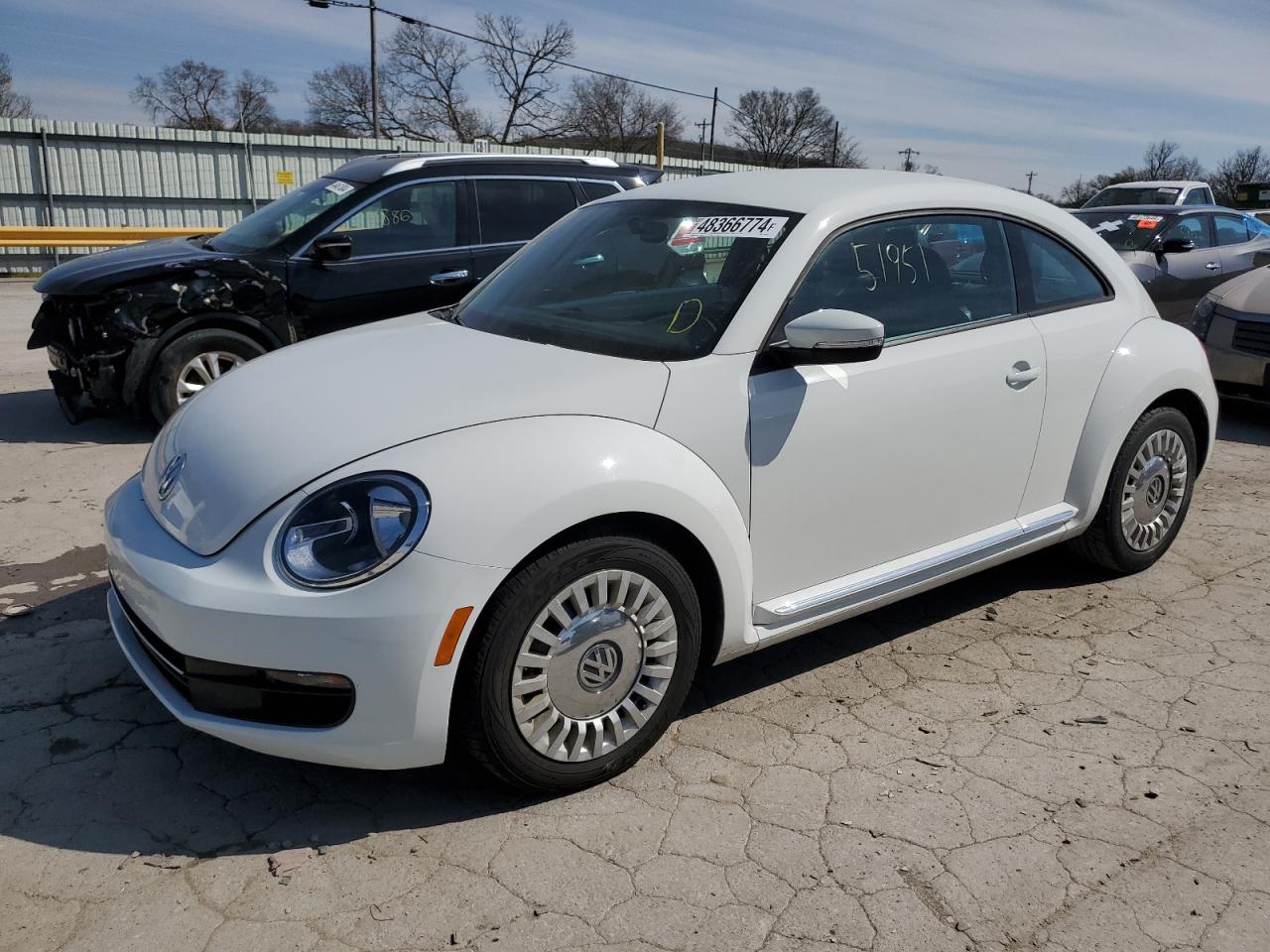 Автомобіль VOLKSWAGEN BEETLE 2014 | GrandCar