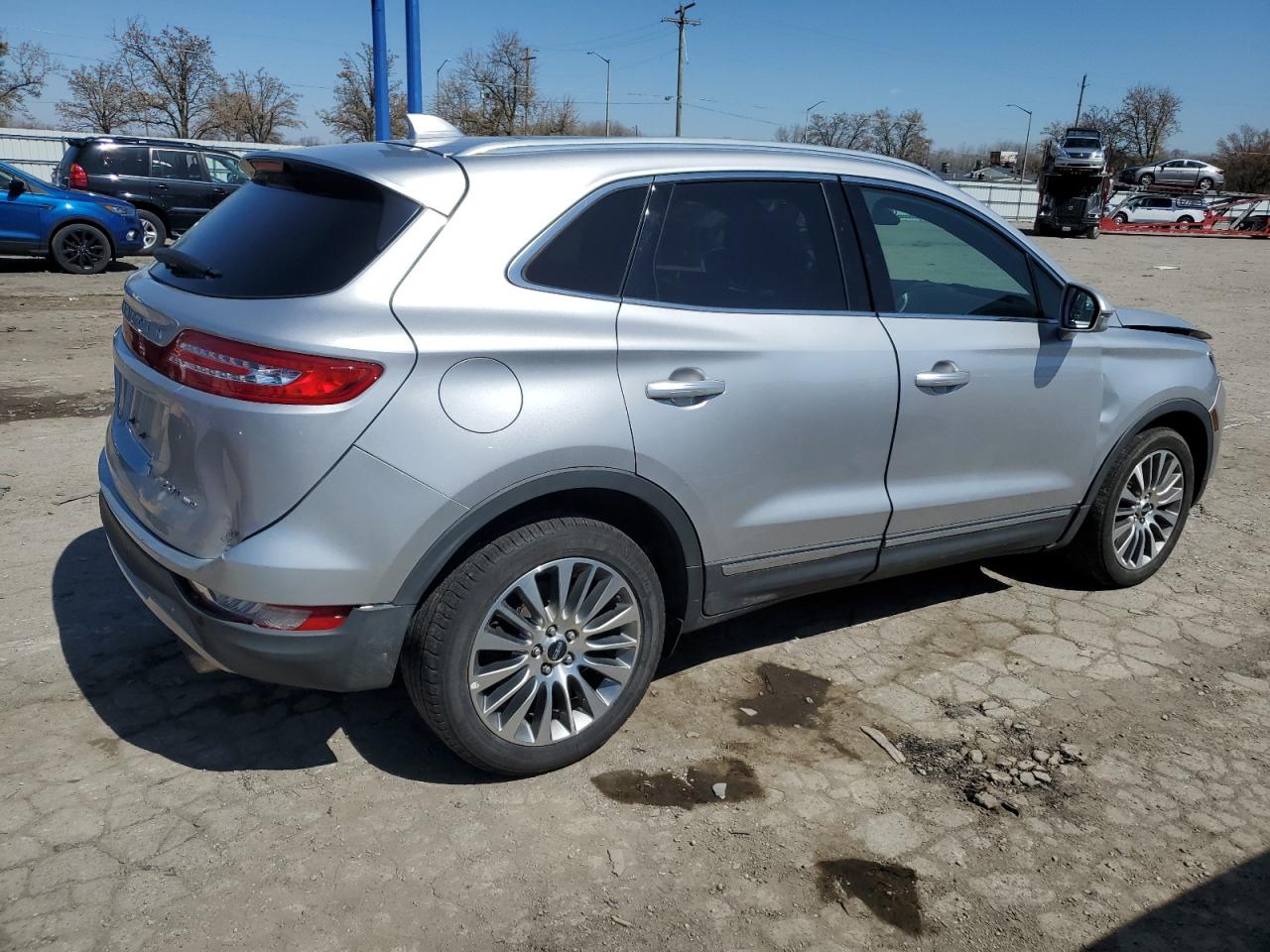 Автомобиль LINCOLN MKC RESERVE 2017 | GrandCar Автомобиль LINCOLN MKC RESERVE 2017 | GrandCar
