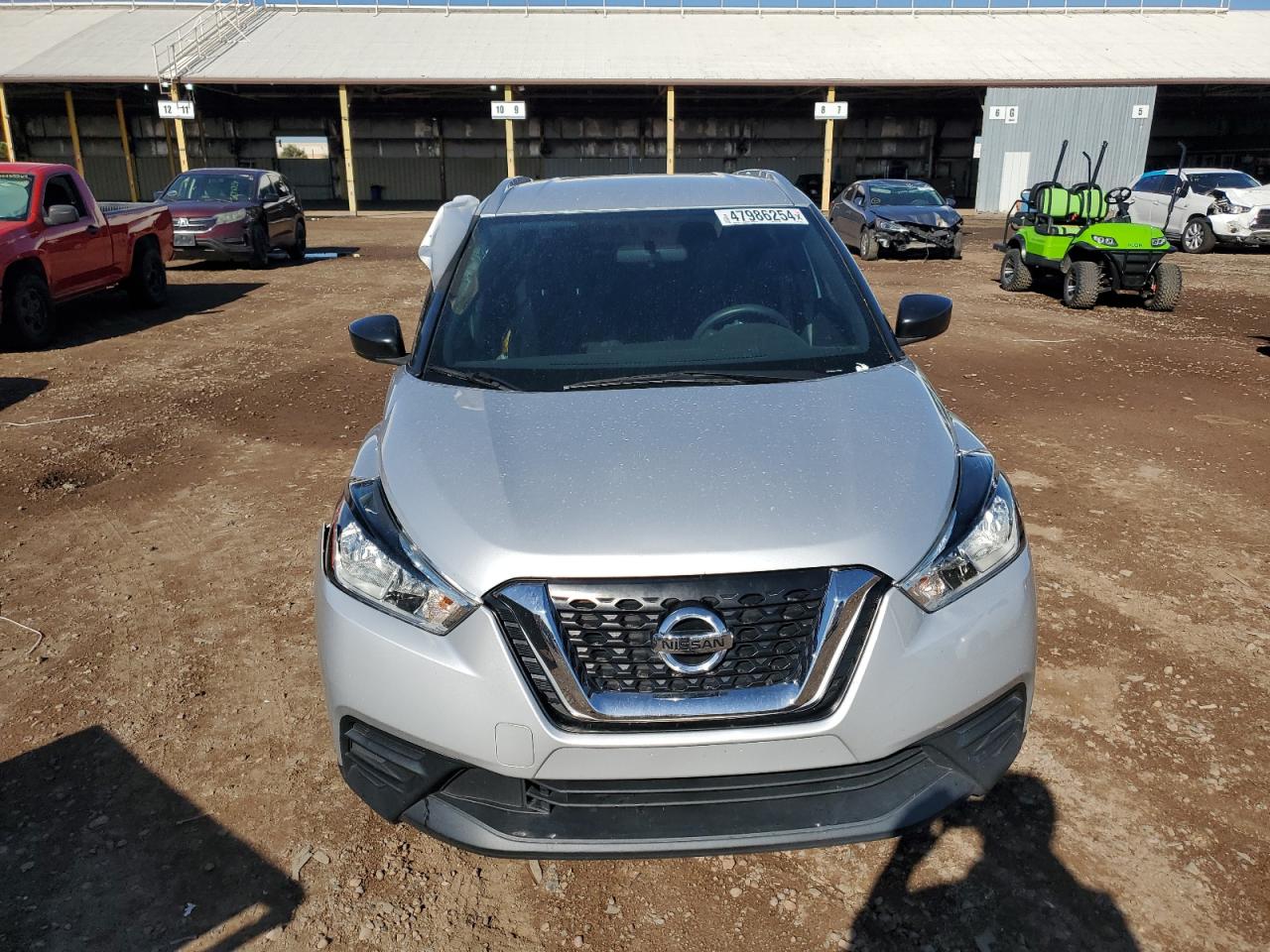 Автомобіль NISSAN KICKS S 2018 | GrandCar Автомобіль NISSAN KICKS S 2018 | GrandCar