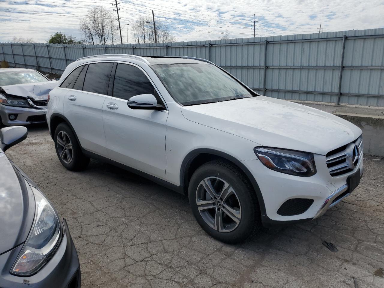 Автомобіль MERCEDES-BENZ GLC 300 4MATIC 2019 | GrandCar