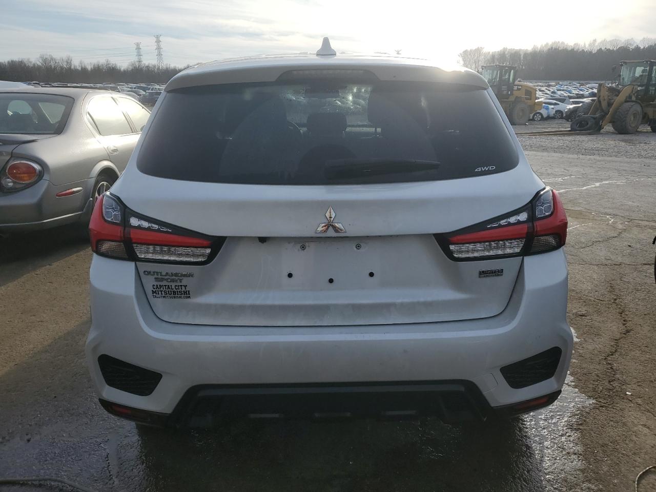 Автомобиль MITSUBISHI OUTLANDER SPORT SE 2023 | GrandCar Автомобиль MITSUBISHI OUTLANDER SPORT SE 2023 | GrandCar