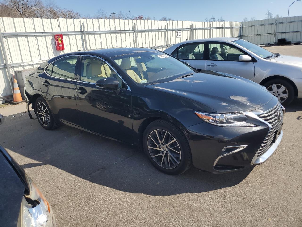 Автомобиль LEXUS ES 350 2017 | GrandCar