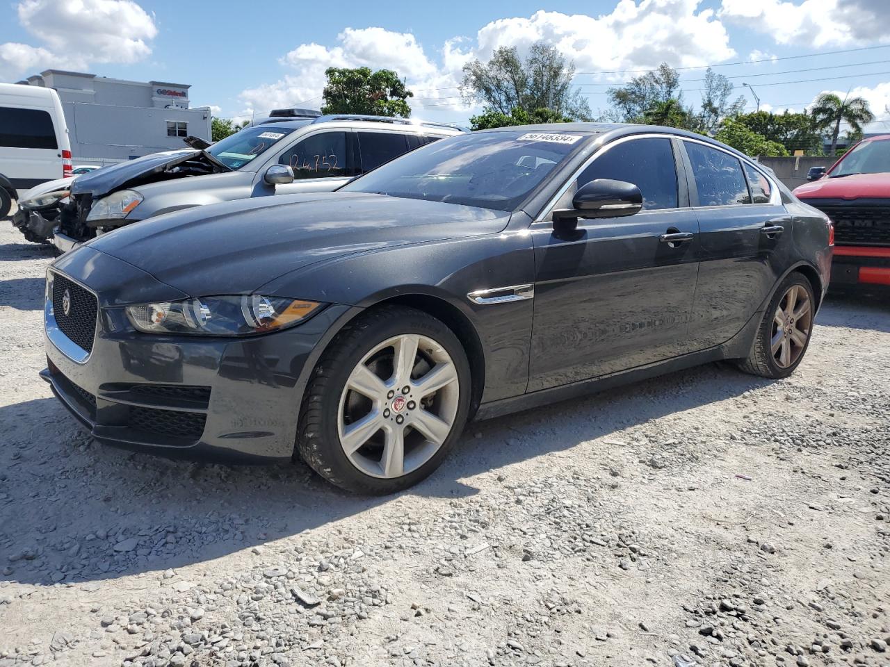 Автомобіль JAGUAR XE PREMIUM 2017 | GrandCar