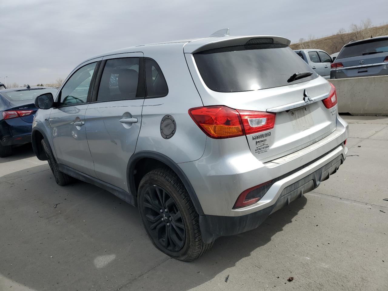 Автомобіль MITSUBISHI OUTLANDER SPORT ES 2018 | GrandCar Автомобіль MITSUBISHI OUTLANDER SPORT ES 2018 | GrandCar