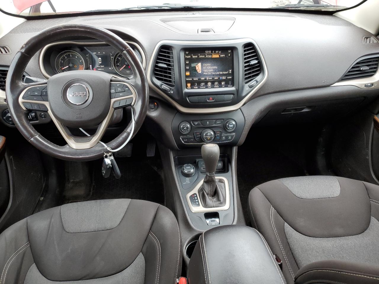 Автомобиль JEEP CHEROKEE LATITUDE 2014 | GrandCar Автомобиль JEEP CHEROKEE LATITUDE 2014 | GrandCar