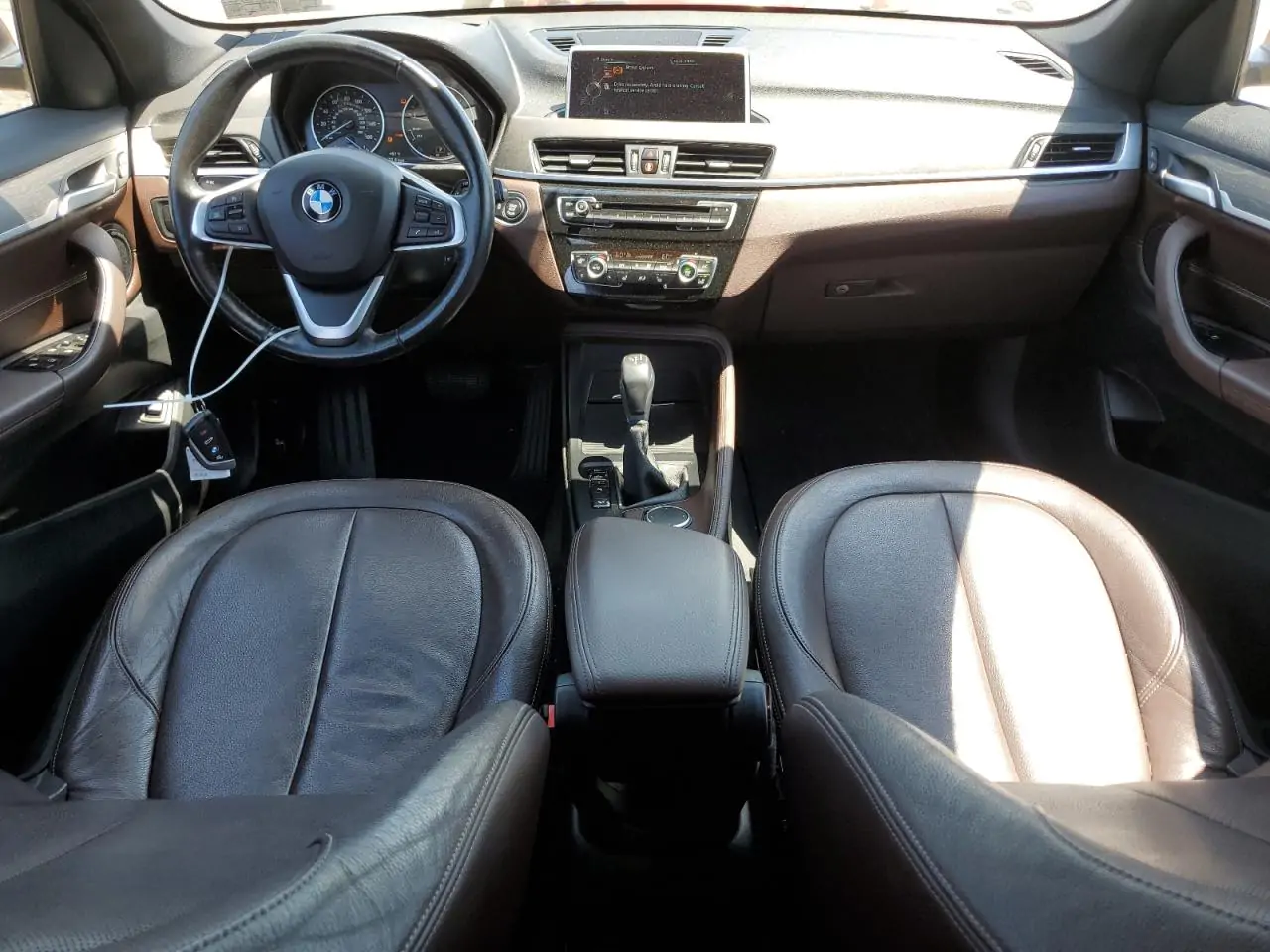 Автомобиль BMW X1 XDRIVE28I 2017 | GrandCar Автомобиль BMW X1 XDRIVE28I 2017 | GrandCar