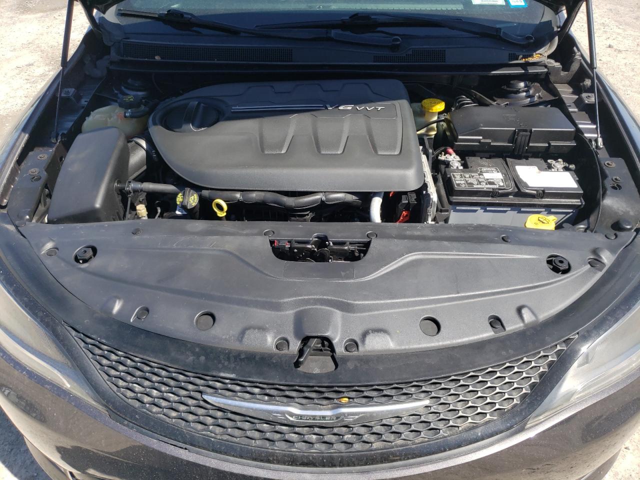 Автомобіль CHRYSLER 200 S 2015 | GrandCar Автомобіль CHRYSLER 200 S 2015 | GrandCar