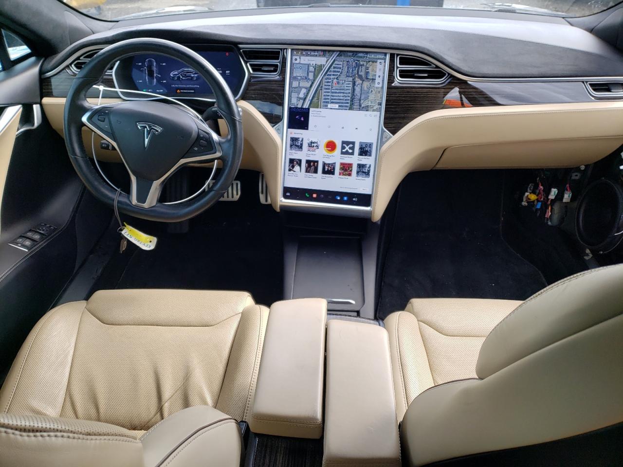 Автомобиль TESLA MODEL S 2016 | GrandCar Автомобиль TESLA MODEL S 2016 | GrandCar