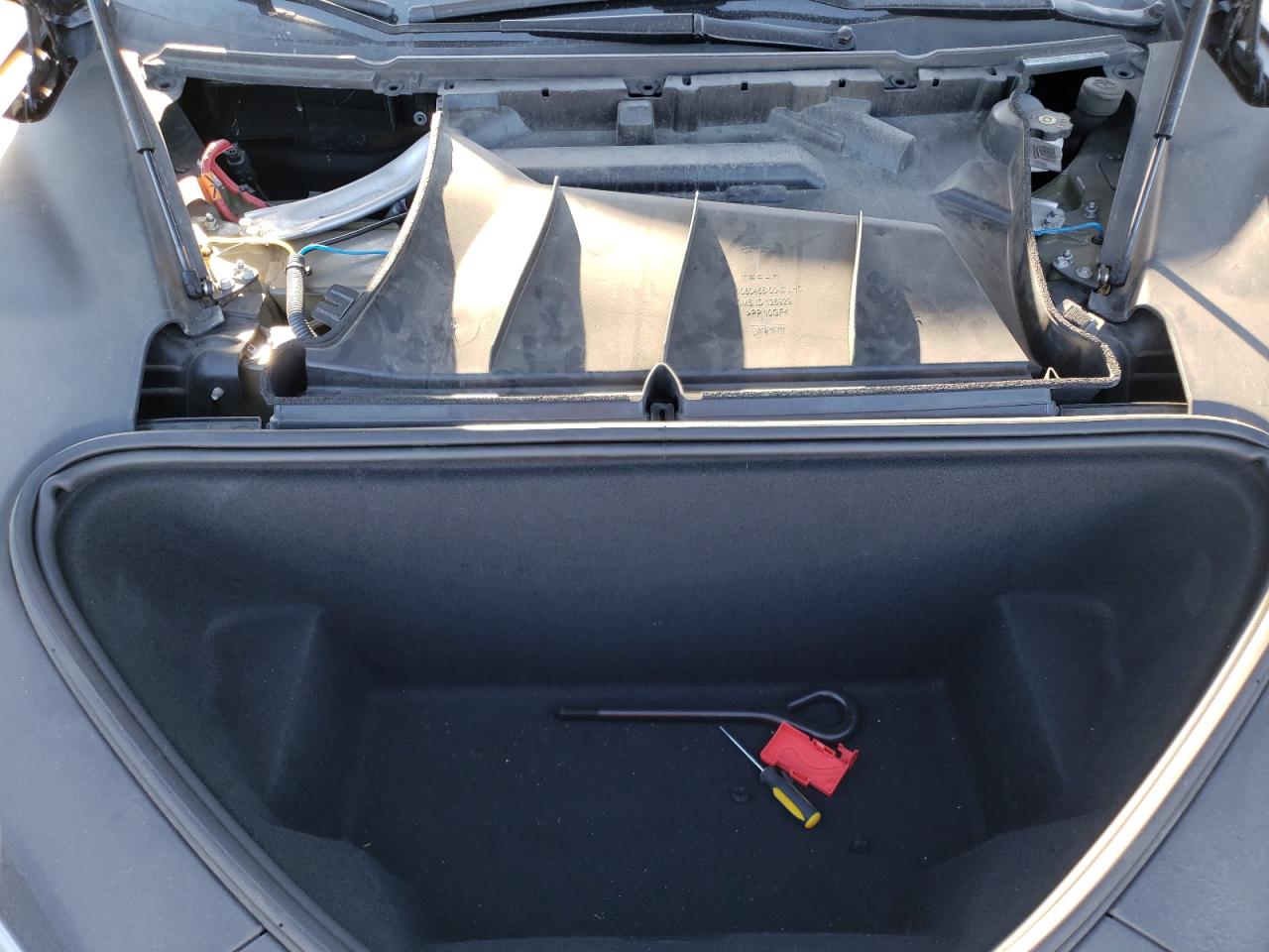 Автомобіль TESLA MODEL S 2021 | GrandCar Автомобіль TESLA MODEL S 2021 | GrandCar