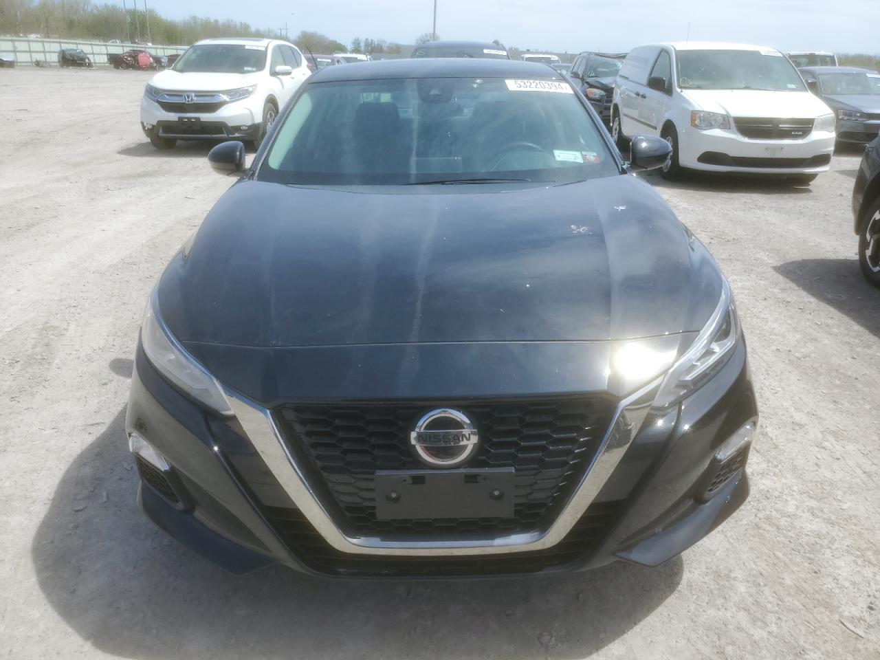 Автомобіль NISSAN ALTIMA SR 2022 | GrandCar Автомобіль NISSAN ALTIMA SR 2022 | GrandCar