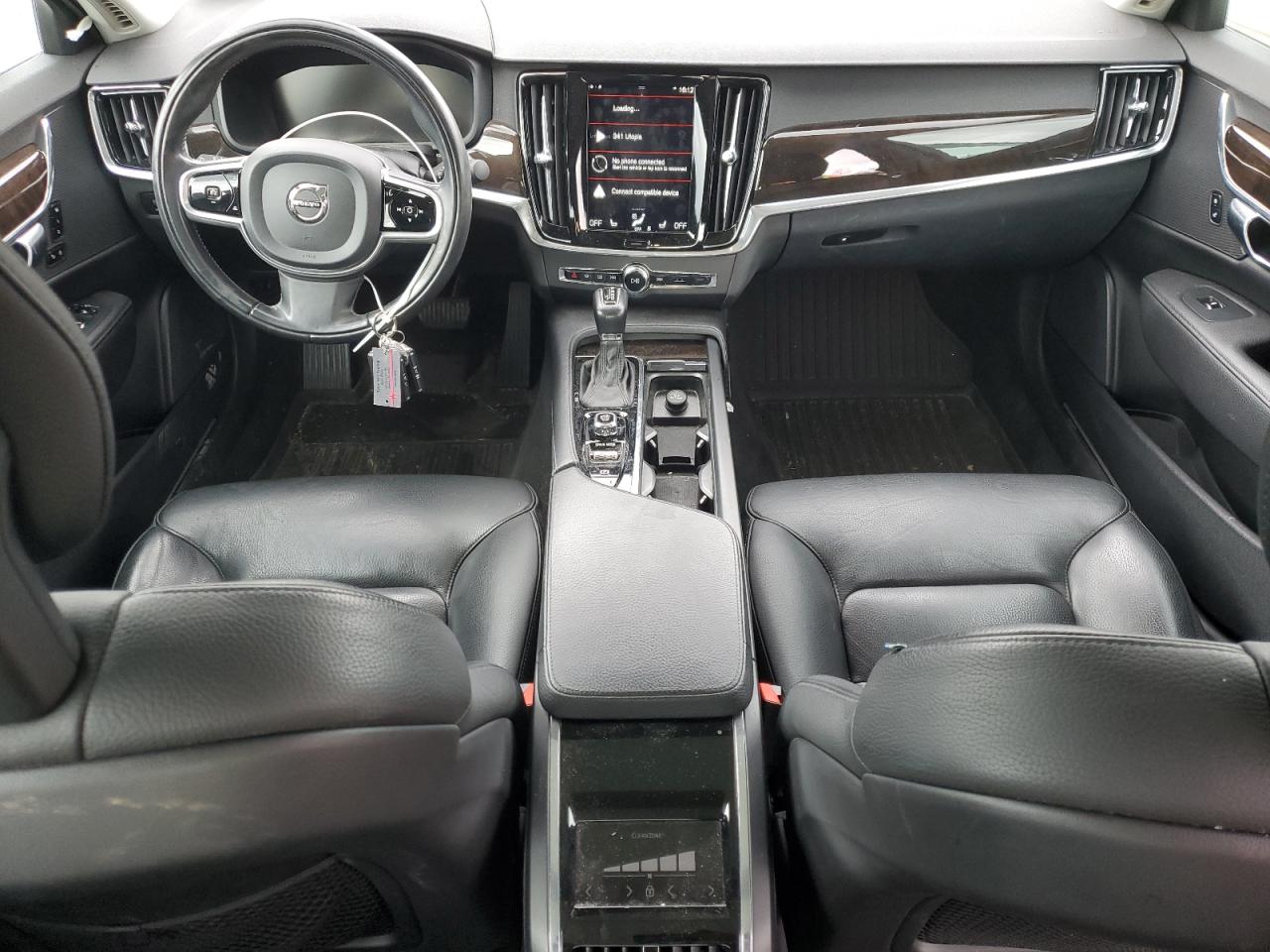 Автомобіль VOLVO S90 T5 MOMENTUM 2018 | GrandCar Автомобіль VOLVO S90 T5 MOMENTUM 2018 | GrandCar