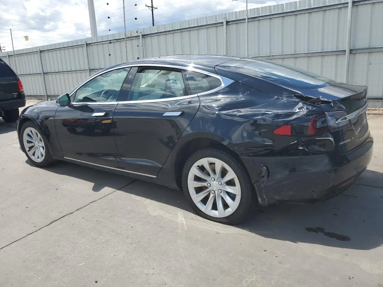 Автомобиль TESLA MODEL S 2018 | GrandCar Автомобиль TESLA MODEL S 2018 | GrandCar