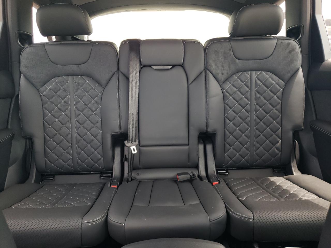 Автомобіль AUDI SQ7 PRESTIGE 2023 | GrandCar Автомобіль AUDI SQ7 PRESTIGE 2023 | GrandCar