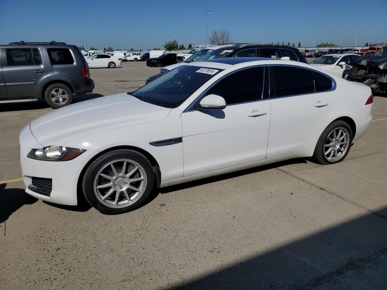 Автомобіль JAGUAR XF PREMIUM 2016 | GrandCar