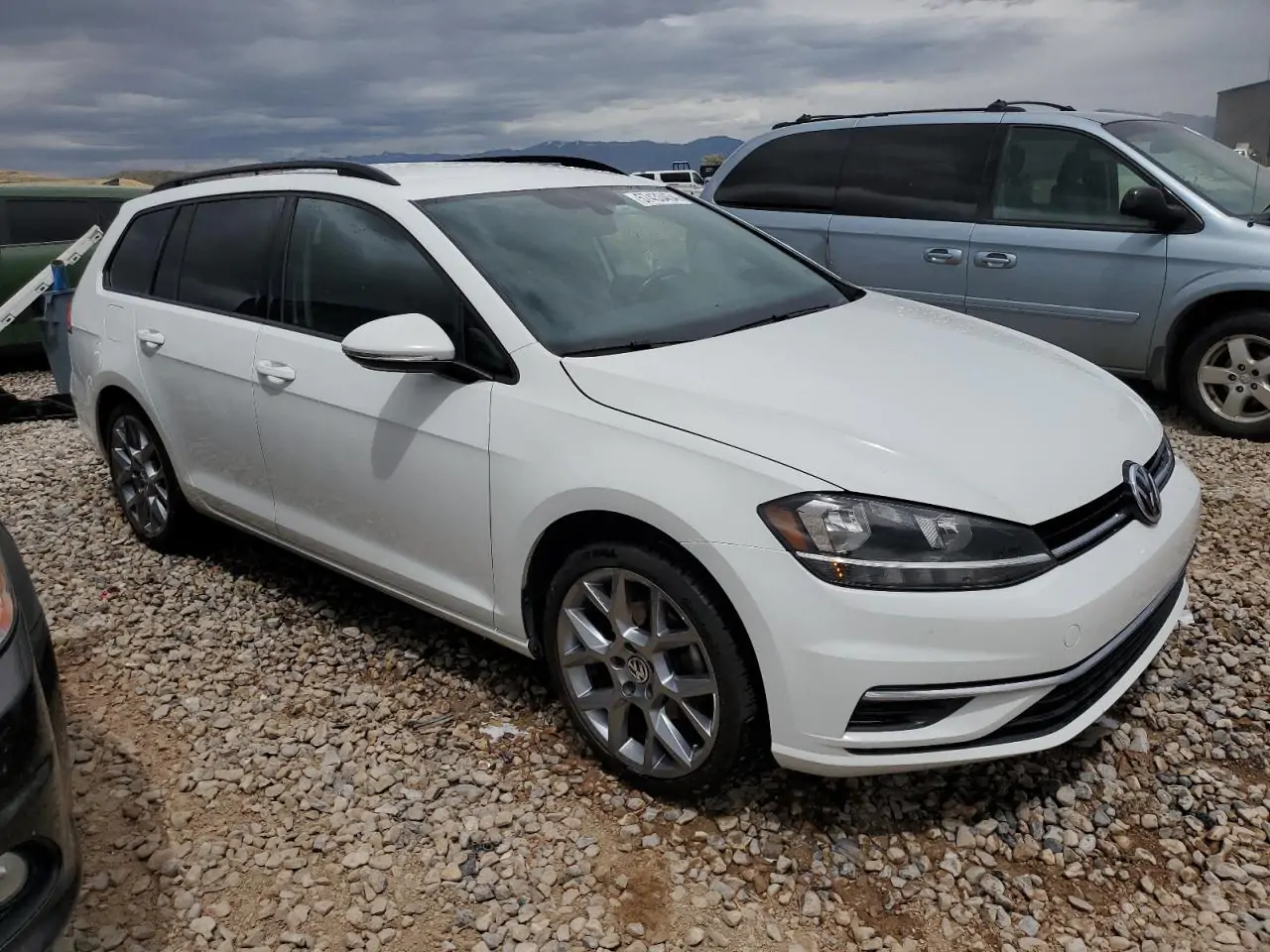 Автомобіль VOLKSWAGEN GOLF SPORTWAGEN S 2018 | GrandCar