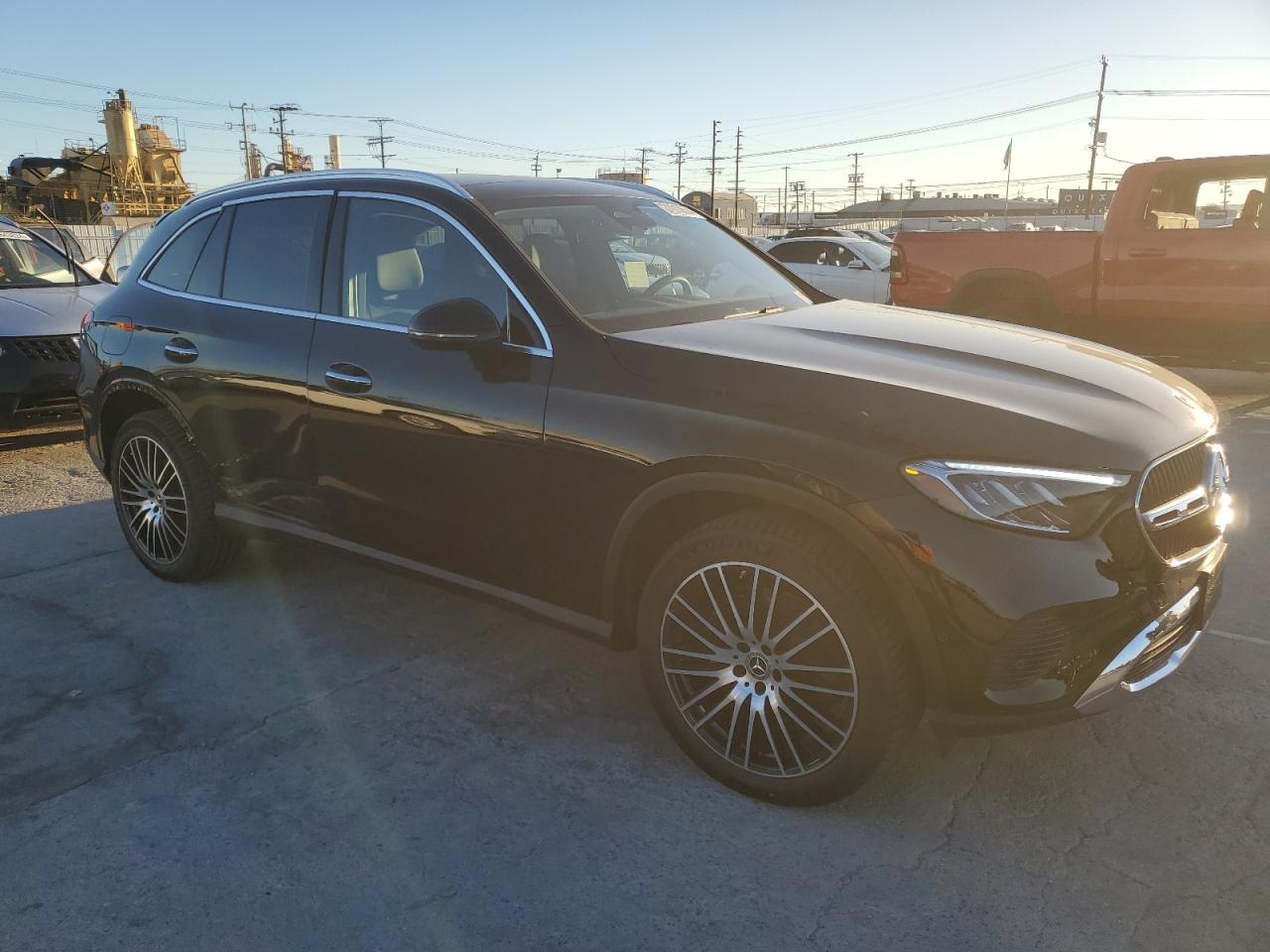 Автомобіль MERCEDES-BENZ GLC 300 2024 | GrandCar Автомобіль MERCEDES-BENZ GLC 300 2024 | GrandCar
