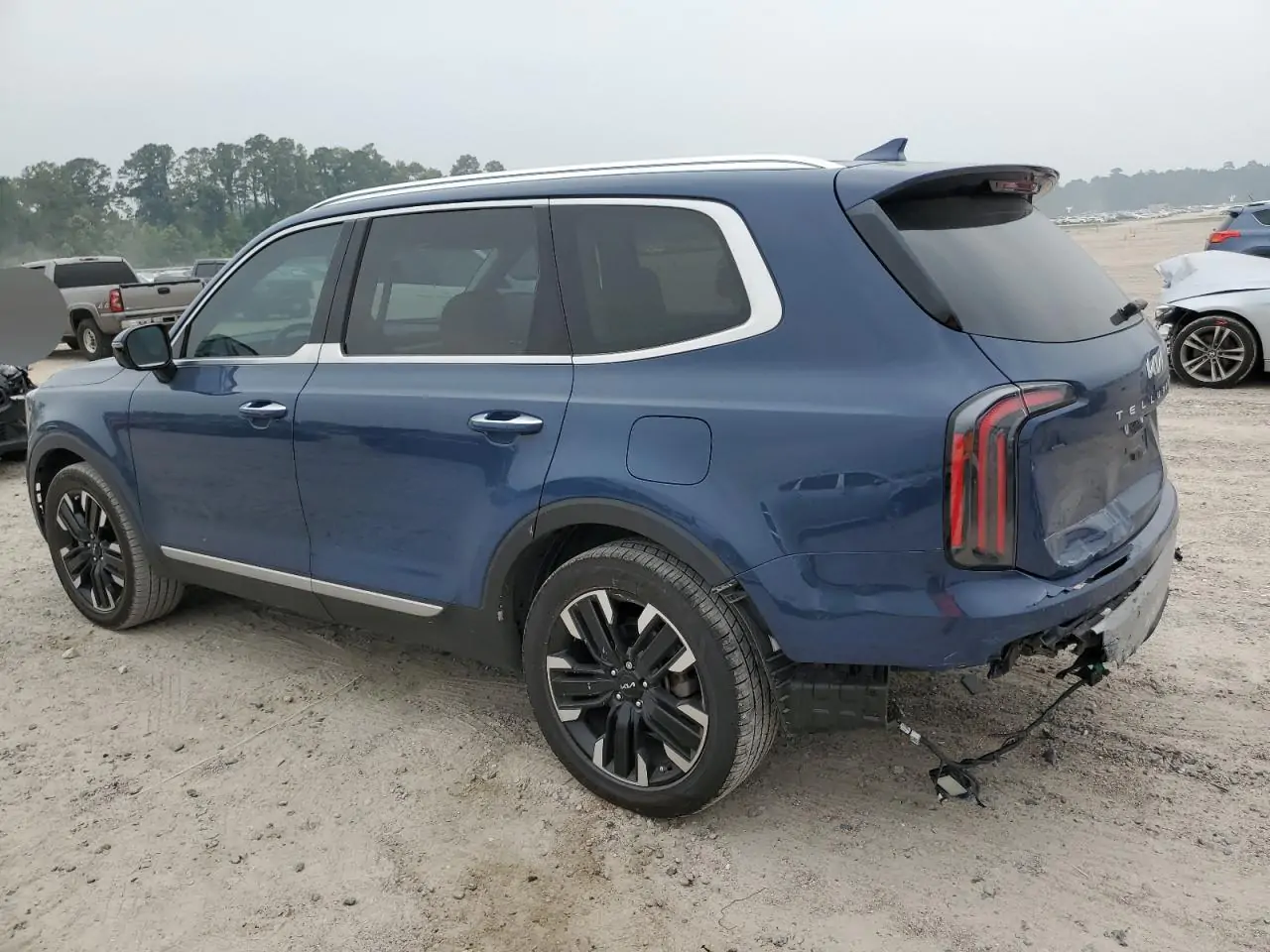 Автомобиль KIA TELLURIDE SX 2023 | GrandCar Автомобиль KIA TELLURIDE SX 2023 | GrandCar