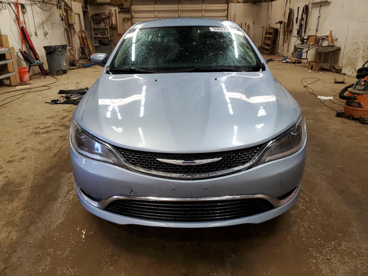 Автомобиль CHRYSLER 200 LIMITED 2015 | GrandCar Автомобиль CHRYSLER 200 LIMITED 2015 | GrandCar