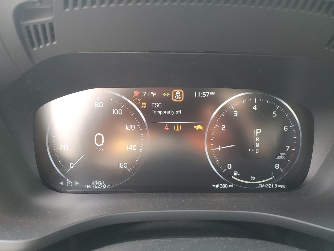 Автомобіль VOLVO XC60 T6 MOMENTUM 2021 | GrandCar Автомобіль VOLVO XC60 T6 MOMENTUM 2021 | GrandCar
