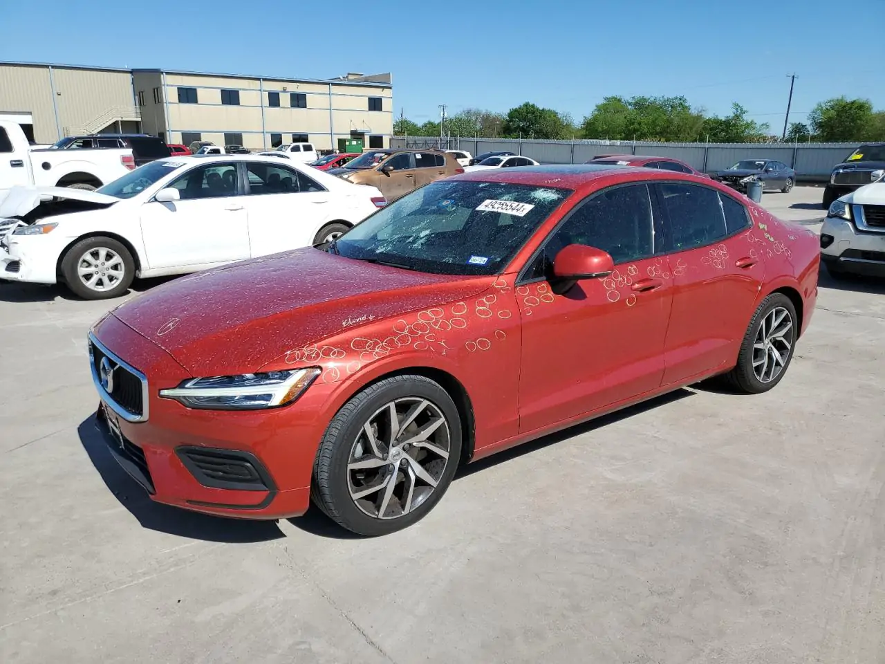 Автомобиль VOLVO S60 T5 MOMENTUM 2020 | GrandCar