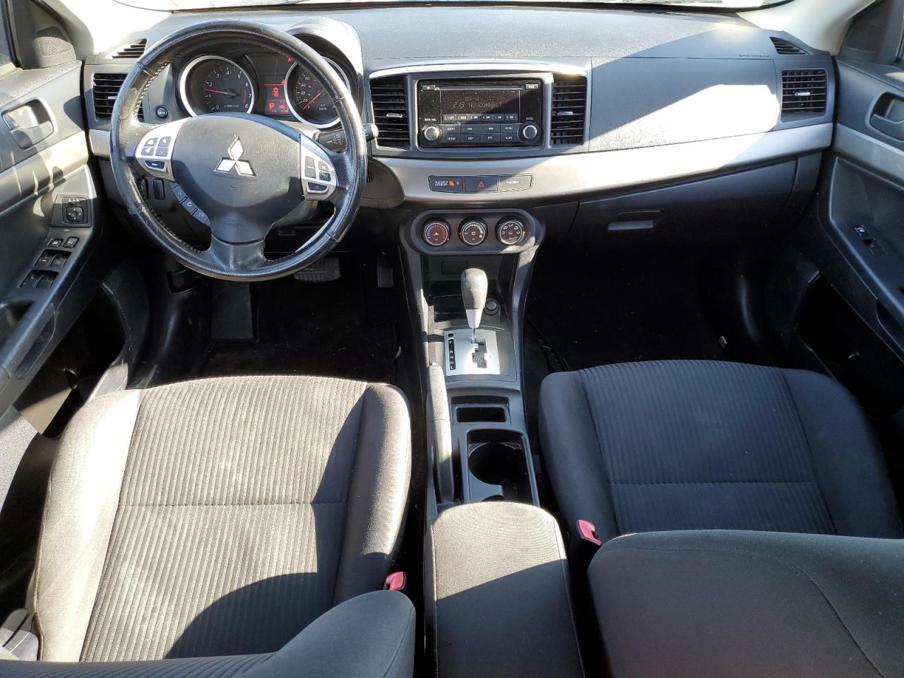 Автомобіль MITSUBISHI LANCER ES 2014 | GrandCar Автомобіль MITSUBISHI LANCER ES 2014 | GrandCar