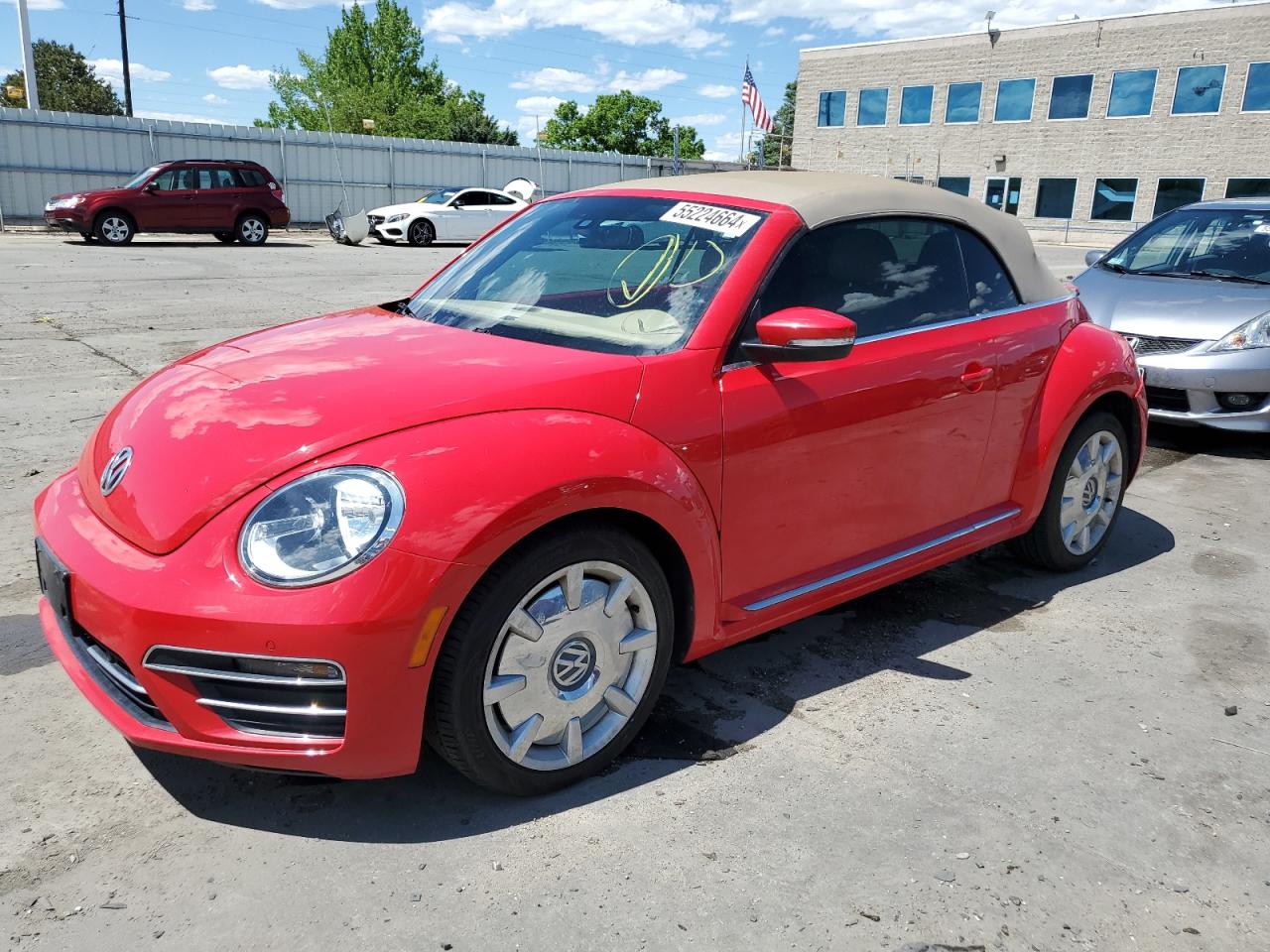 Автомобіль VOLKSWAGEN BEETLE S 2017 | GrandCar
