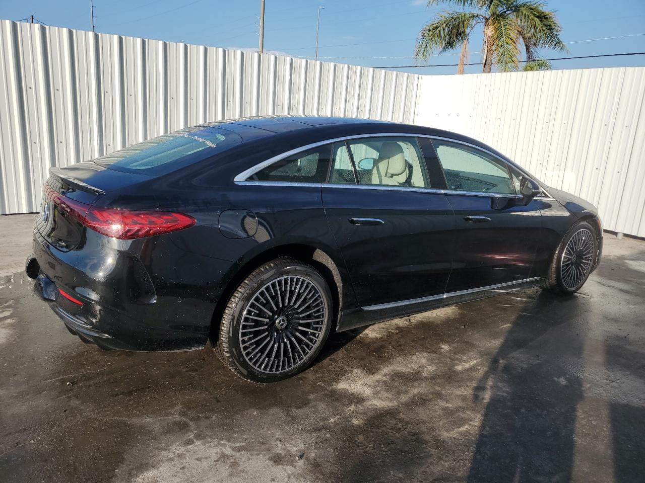 Автомобіль MERCEDES-BENZ EQS SEDAN 450+ 2022 | GrandCar Автомобіль MERCEDES-BENZ EQS SEDAN 450+ 2022 | GrandCar