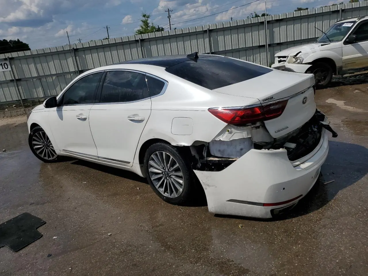 Автомобиль KIA CADENZA PREMIUM 2017 | GrandCar Автомобиль KIA CADENZA PREMIUM 2017 | GrandCar