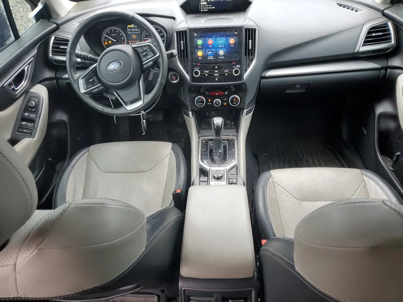 Автомобиль SUBARU FORESTER LIMITED 2019 | GrandCar Автомобиль SUBARU FORESTER LIMITED 2019 | GrandCar