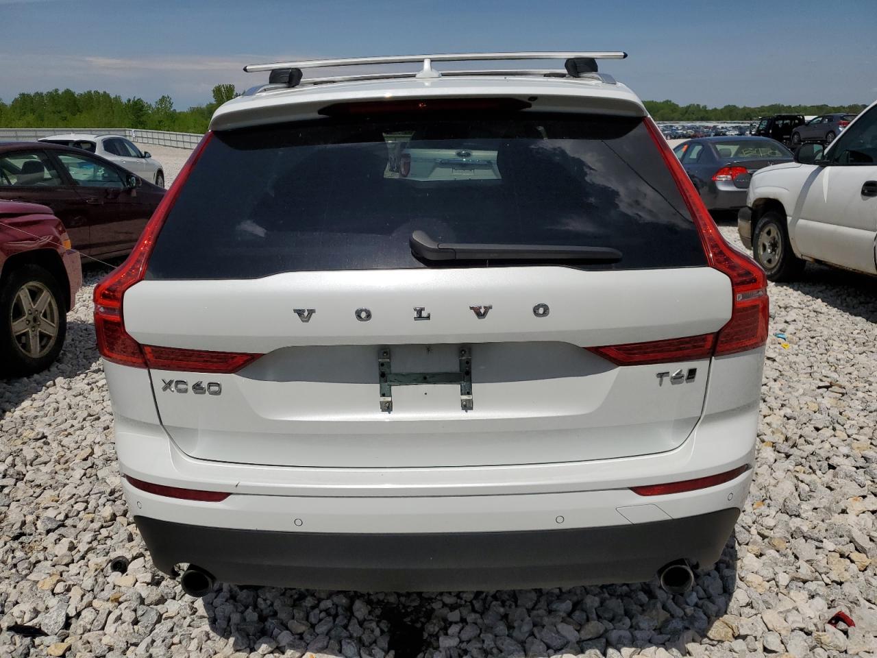 Автомобіль VOLVO XC60 T6 MOMENTUM 2021 | GrandCar Автомобіль VOLVO XC60 T6 MOMENTUM 2021 | GrandCar