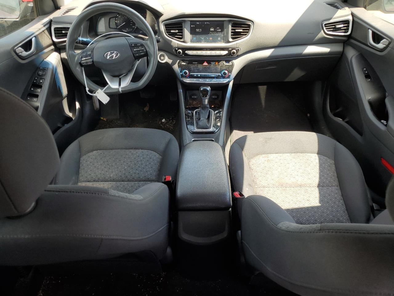 Автомобиль HYUNDAI IONIQ BLUE 2019 | GrandCar Автомобиль HYUNDAI IONIQ BLUE 2019 | GrandCar