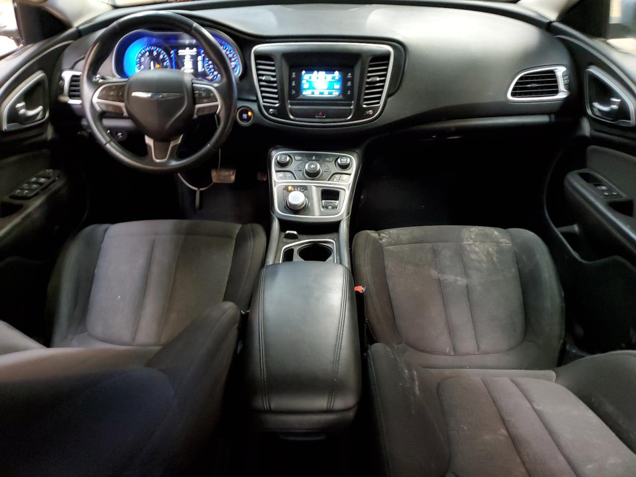 Автомобиль CHRYSLER 200 LIMITED 2015 | GrandCar Автомобиль CHRYSLER 200 LIMITED 2015 | GrandCar