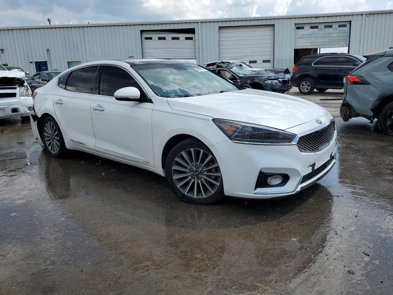 Автомобиль KIA CADENZA PREMIUM 2017 | GrandCar Автомобиль KIA CADENZA PREMIUM 2017 | GrandCar