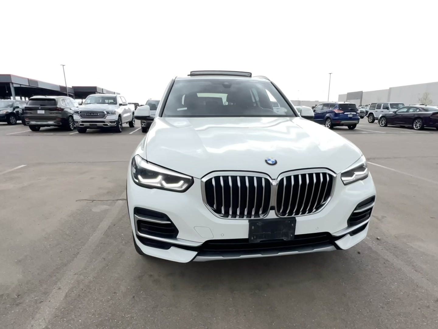 Автомобиль BMW X5 xDrive40i 2022 | GrandCar