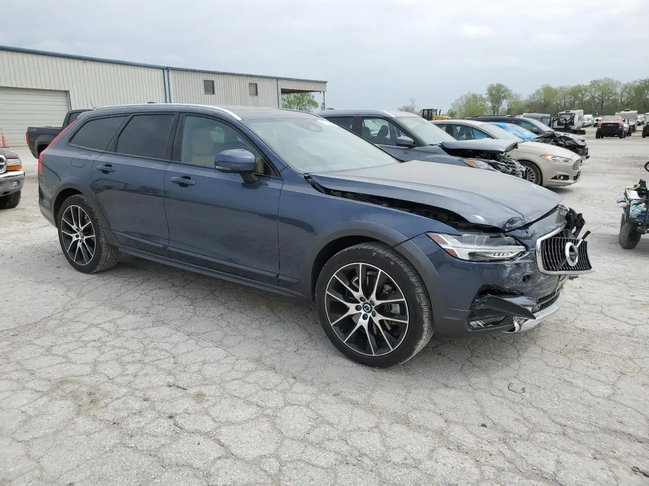 Автомобіль VOLVO V90 CROSS COUNTRY T6 INSCRIPTION 2020 | GrandCar