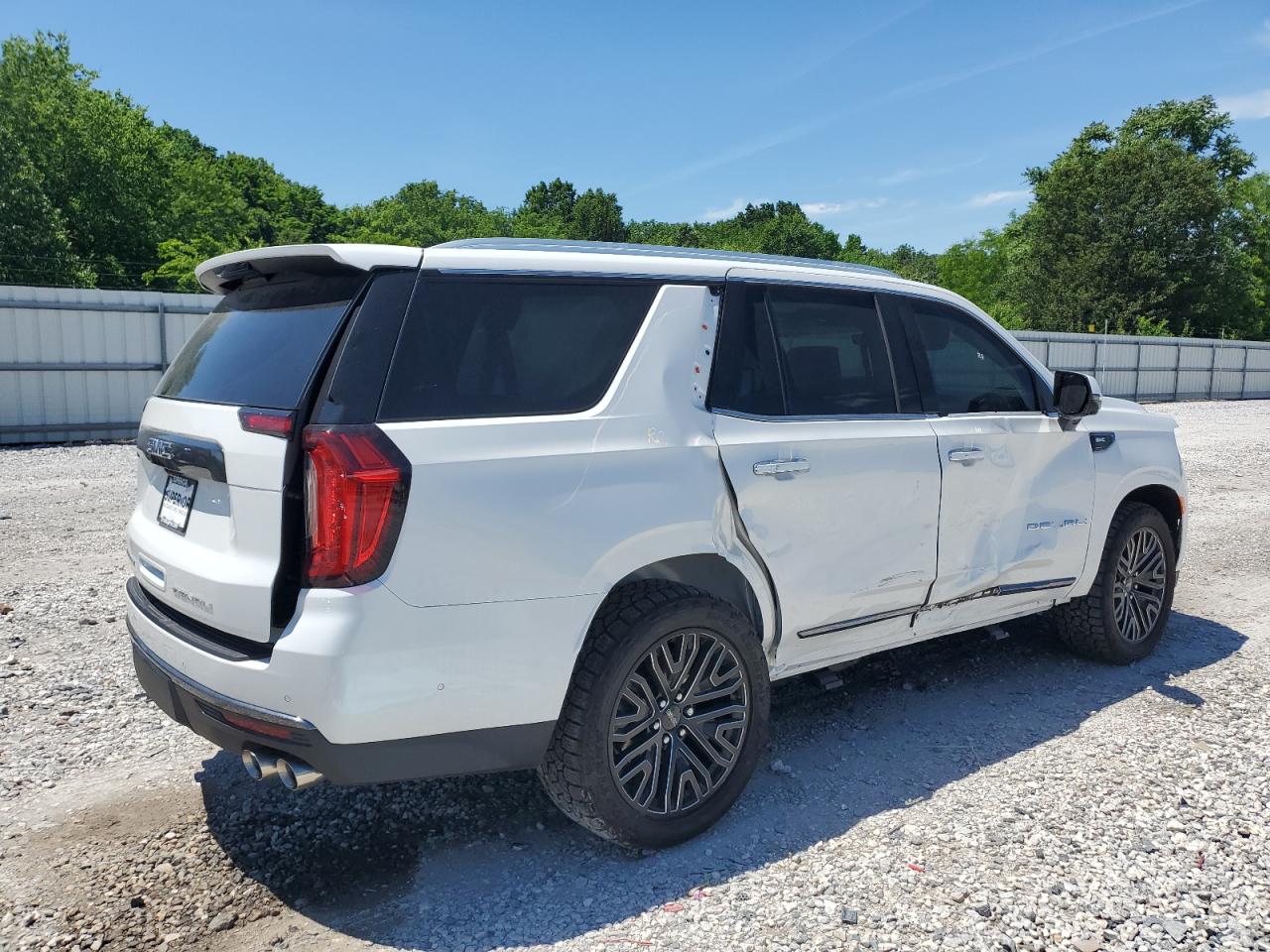 Автомобіль GMC YUKON DENALI ULTIMATE 2023 | GrandCar Автомобіль GMC YUKON DENALI ULTIMATE 2023 | GrandCar