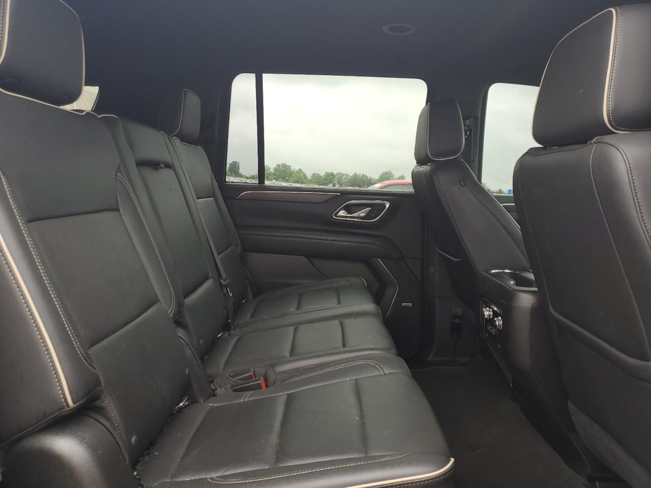 Автомобіль GMC YUKON XL K1500 SLT 2021 | GrandCar Автомобіль GMC YUKON XL K1500 SLT 2021 | GrandCar