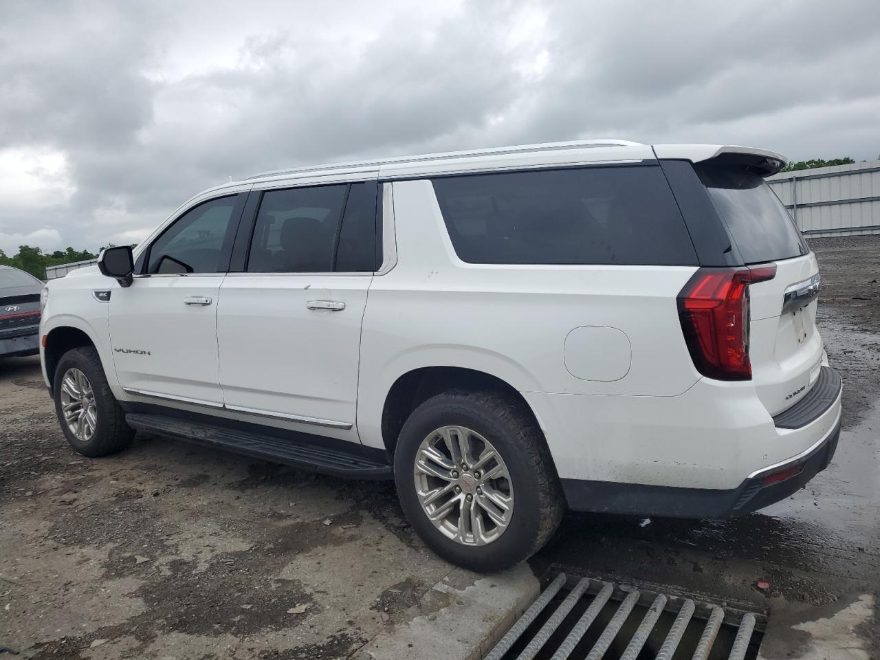 Автомобіль GMC YUKON XL K1500 SLT 2021 | GrandCar Автомобіль GMC YUKON XL K1500 SLT 2021 | GrandCar