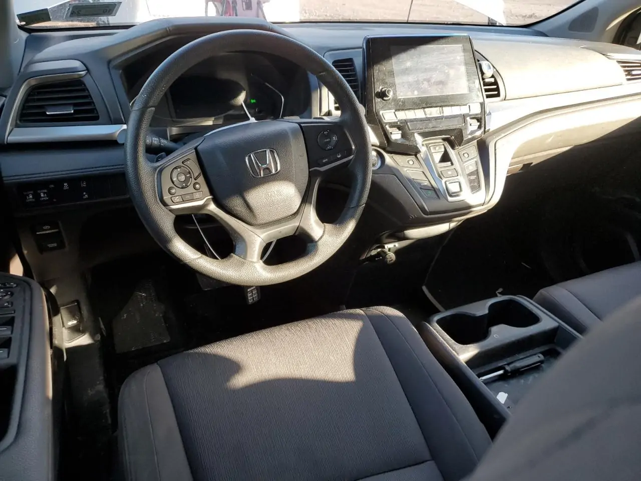 Автомобиль HONDA ODYSSEY EX 2019 | GrandCar Автомобиль HONDA ODYSSEY EX 2019 | GrandCar