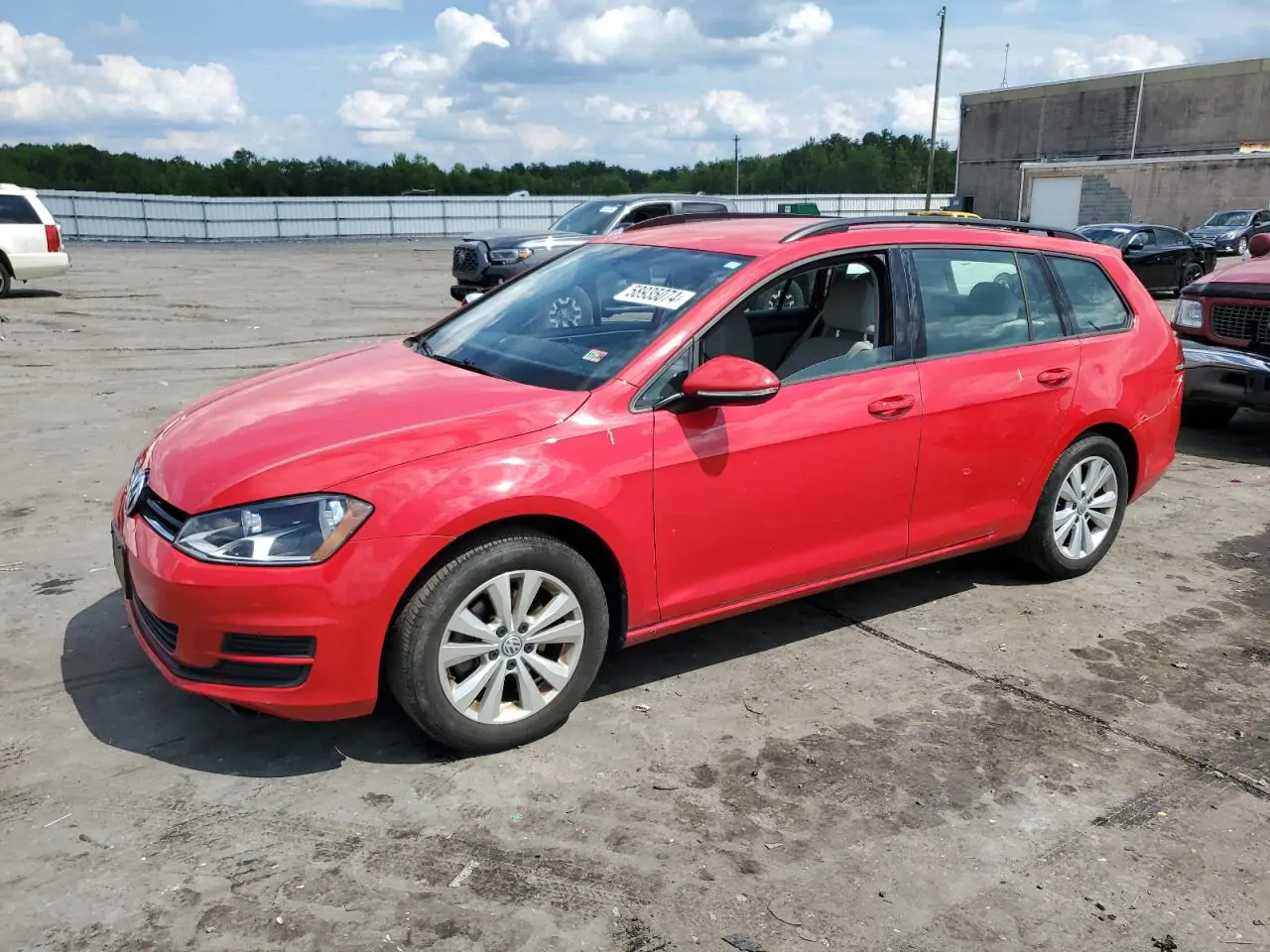 Автомобіль VOLKSWAGEN GOLF SPORTWAGEN S 2017 | GrandCar